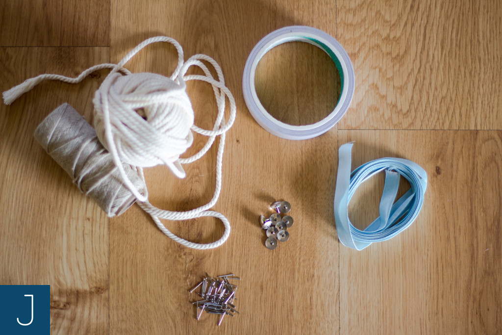 Jak zawiesić wianek lub lekki obrazek? - materiały |Justine Crafts