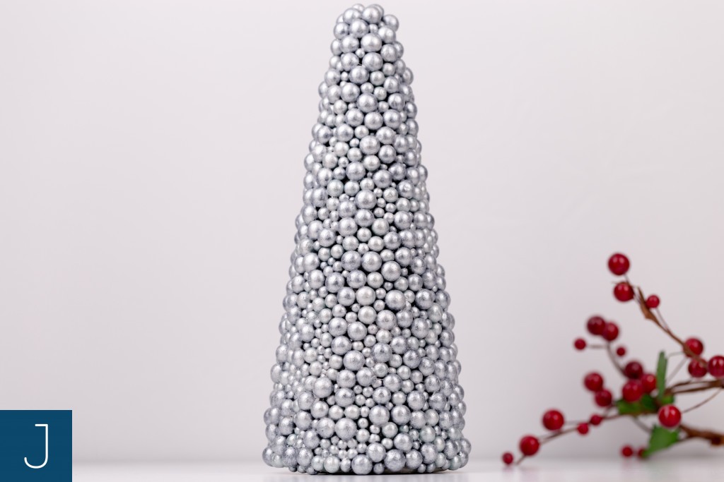 Choinkowy zawrót głowy cz. 2 – bąbelkowe choinki - srebro | Justine Crafts