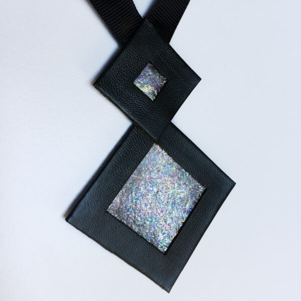 Naszyjnik geometryczny kwadraty 35 | Justine Crafts Jewelry
