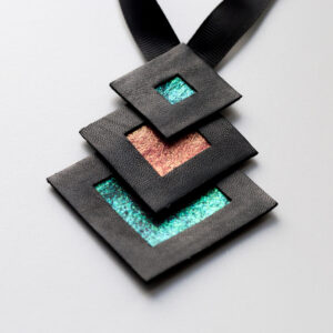Naszyjnik geometryczny kwadraty 345 | Justine Crafts Jewelry
